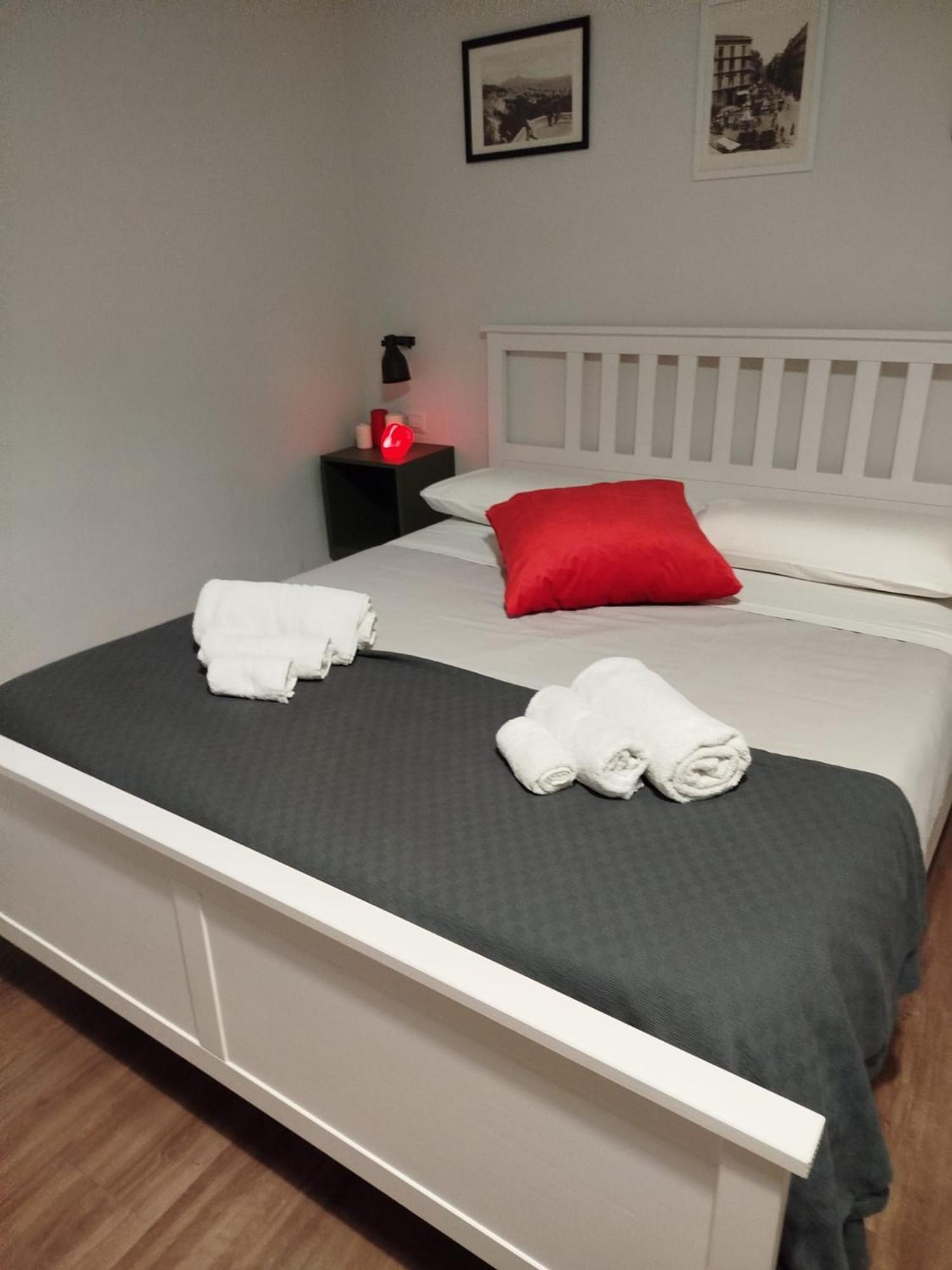 נאפולי Tammurriata Nera Bedroom מראה חיצוני תמונה